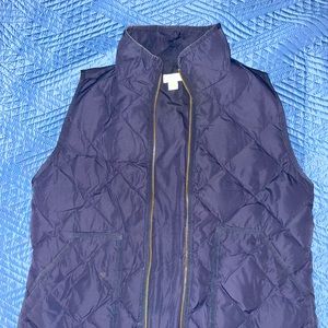 J. Crew Women’s quilted puffer vest